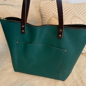 Large Zipper Tote-Peacock